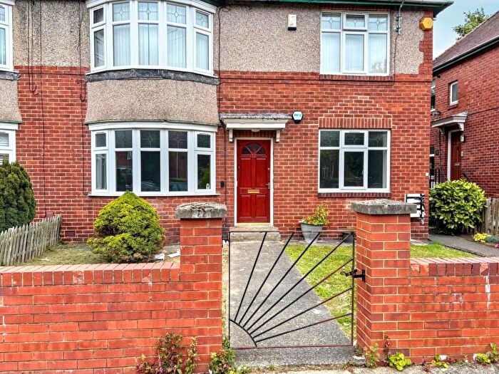 2 Bedroom Flat To Rent In Linthorpe Road, Gosforth, Newcastle Upon Tyne, Tyne And Wear, NE3