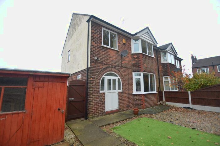 3 Bedroom Semi-Detached House To Rent In Harbury Walk, Wigan, WN6