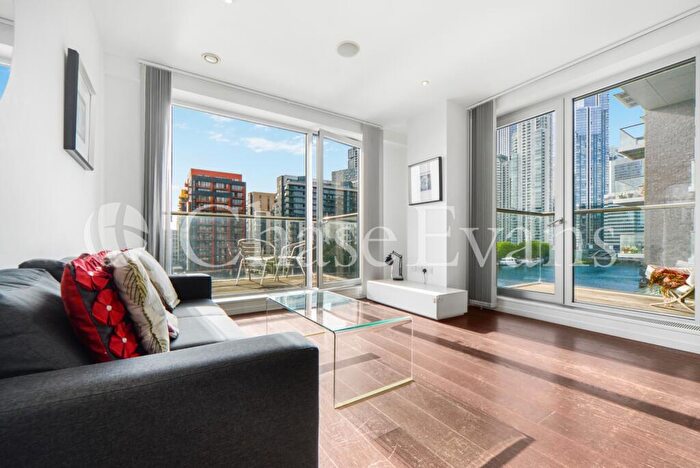 3 Bedroom Flat To Rent In Baltimore Wharf, Canary Wharf, London, E14