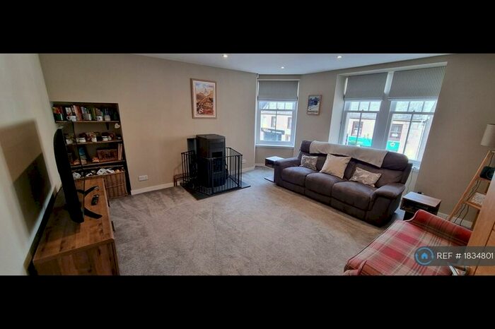 5 Bedroom Maisonette To Rent In Spey Avenue, Grantown-On-Spey, PH26