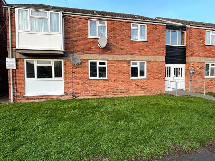 2 Bedroom Apartment To Rent In Haley Close, Wisbech, PE13