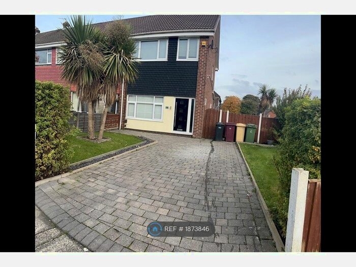 3 Bedroom Semi-Detached House To Rent In Turner Bridge Road, Bolton, BL2