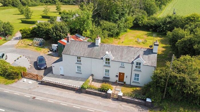 4 Bedroom Property For Sale In Kilgetty, SA68