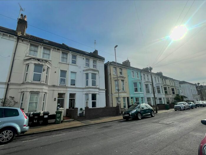 1 Bedroom Flat To Rent In Langney Road, Eastbourne, BN21
