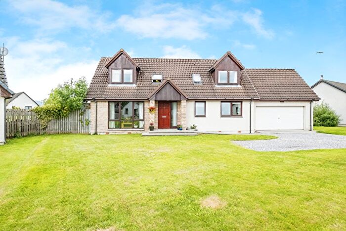 5 Bedroom Detached House For Sale In Rowan Drive, Culbokie, IV7