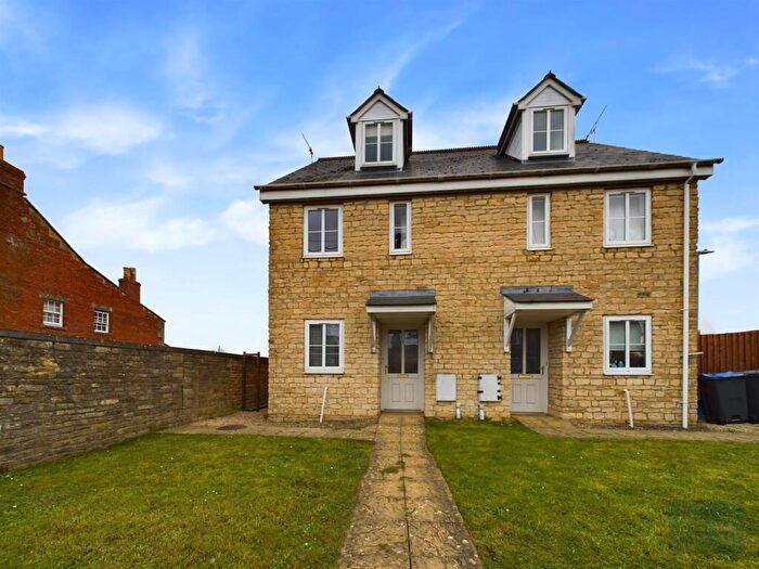 3 Bedroom Semi-Detached House To Rent In Old Dairy Court, Melksham, SN12