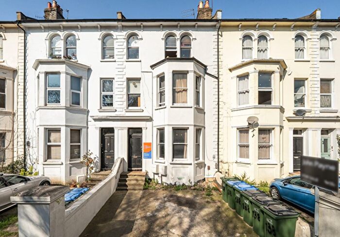 6 Bedroom Terraced House For Sale In Herbert Road, Woolwich, SE18