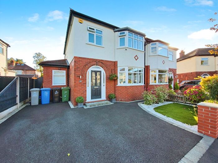 3 Bedroom Semi Detached House For Sale In South Vale Crescent, Timperley, Altrincham, Greater Manchester, WA15