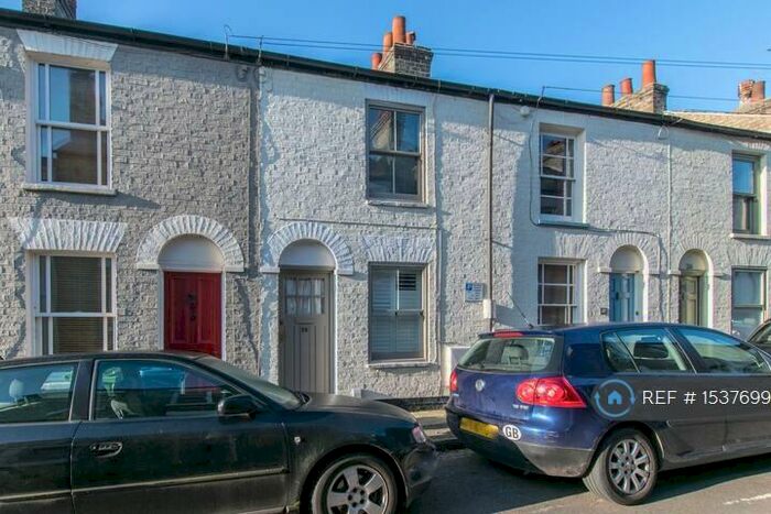 2 Bedroom Terraced House To Rent In Albert Street, Cambridge, CB4