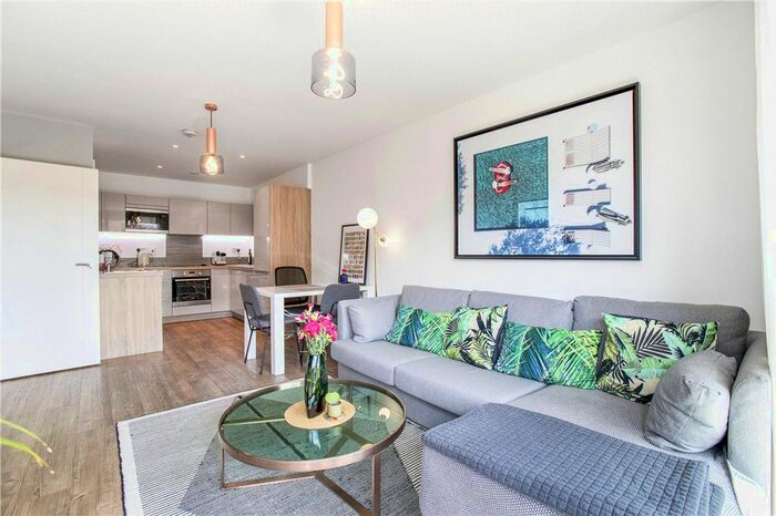 1 Bedroom Flat For Sale In Yeoman Street, London, SE8
