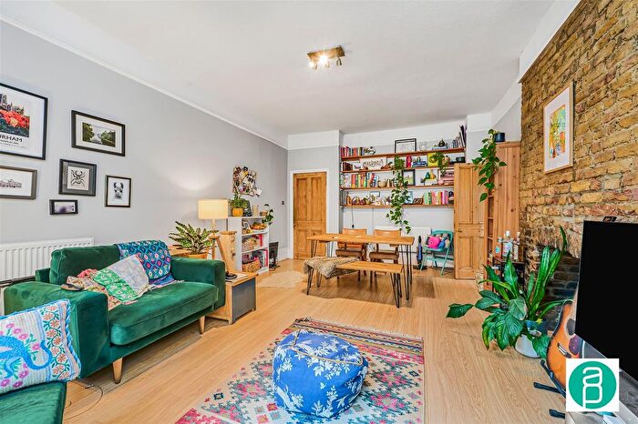 1 Bedroom Property To Rent In Oakhill Road, London, SW15