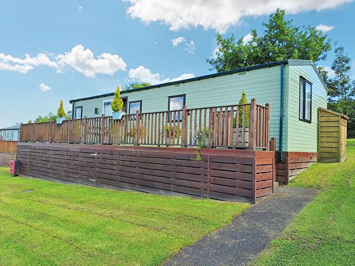 2 Bedroom Mobile/park Home For Sale In Causey Hill, Hexham, NE46