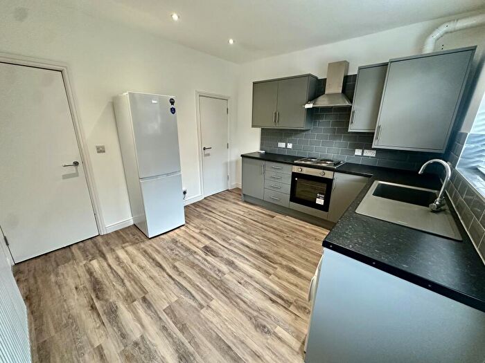 3 Bedroom Terraced House To Rent In Ruth Square, Broomhall, S10