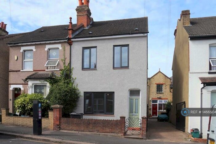 2 Bedroom Semi-Detached House To Rent In Abbey Road, Croydon, CR0