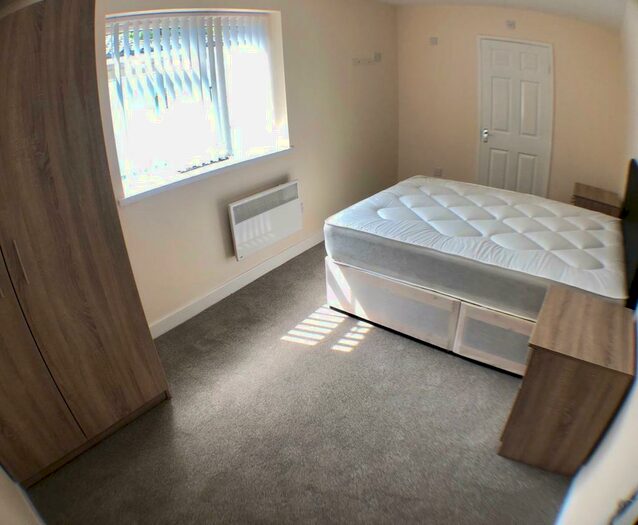 1 Bedroom Flat To Rent In Chester Road North, Kidderminster, DY10