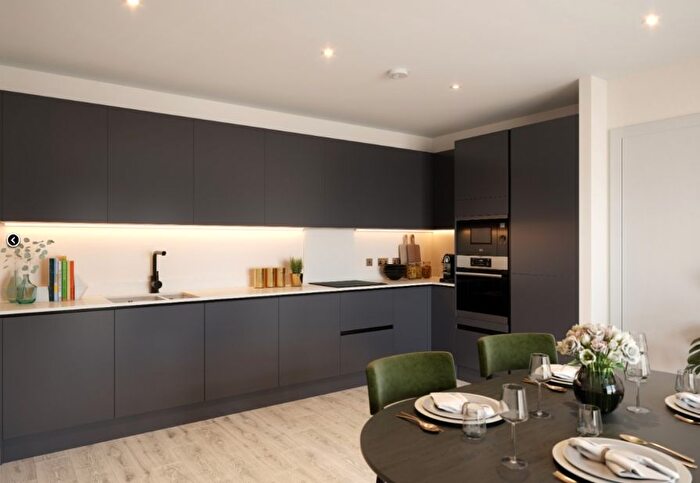 1 Bedroom Flat To Rent In Pavana Square, Brentford, TW8