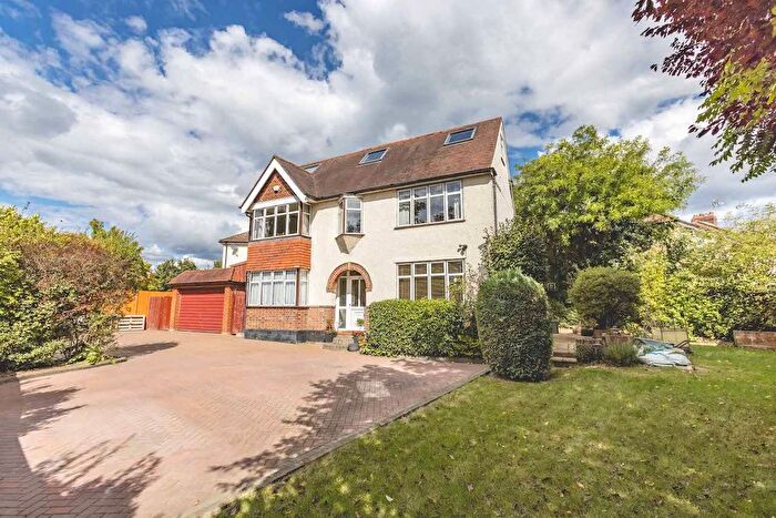 4 Bedroom Detached House For Sale In Love Lane, Iver, SL0