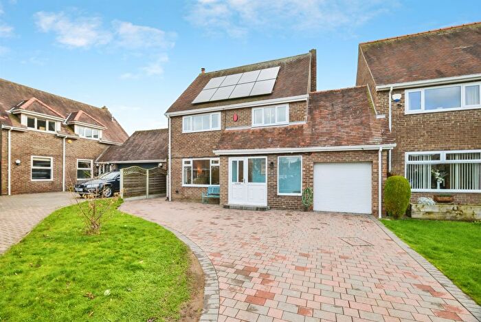 4 Bedroom Link Detached House For Sale In Town Farm Close, Bishopton, Stockton-On-Tees, TS21