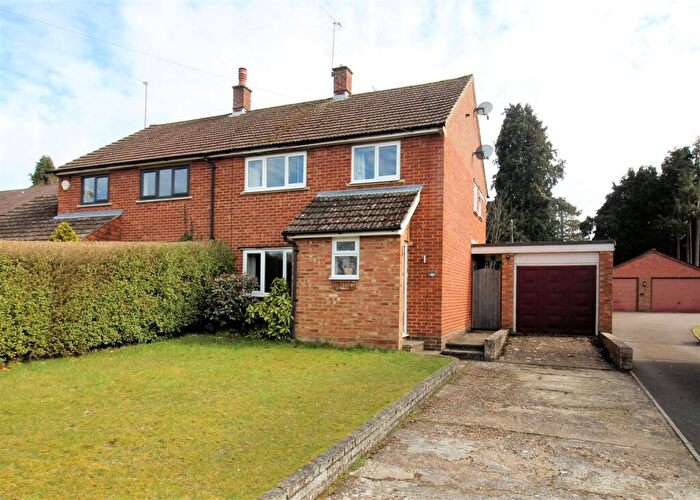 3 Bedroom Semi-Detached House For Sale In Churchfields, Headley, GU35