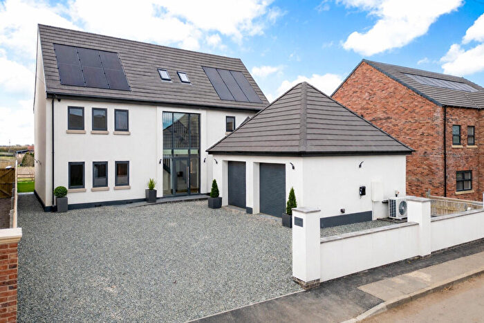 5 Bedroom Detached House For Sale In North End Lane, South Kelsey, LN7