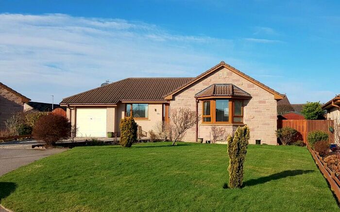 3 Bedroom Detached Bungalow For Sale In Meadow Gardens, Hopeman, Moray, IV30