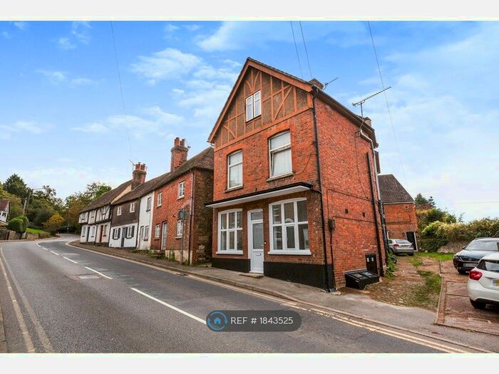 1 Bedroom Flat To Rent In Seal, Sevenoaks, TN15