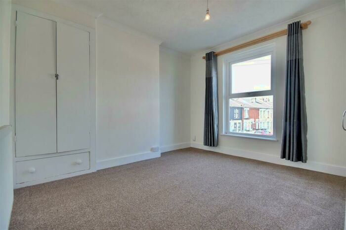 3 Bedroom Terraced House To Rent In Carnarvon Road, Portsmouth, PO2