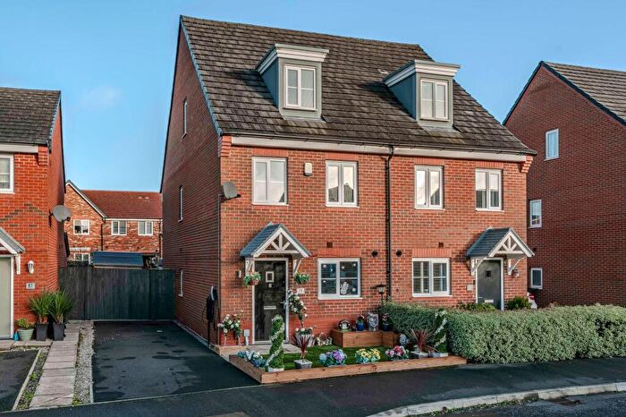 3 Bedroom Semi Detached House For Sale In Atlantean Drive, Leyland, PR25