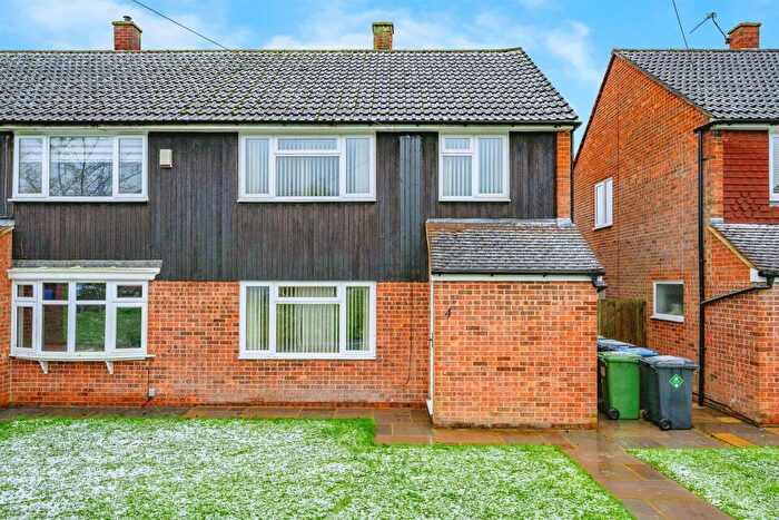 3 Bedroom Semi Detached House For Sale In Malus Close, Hemel Hempstead, HP2