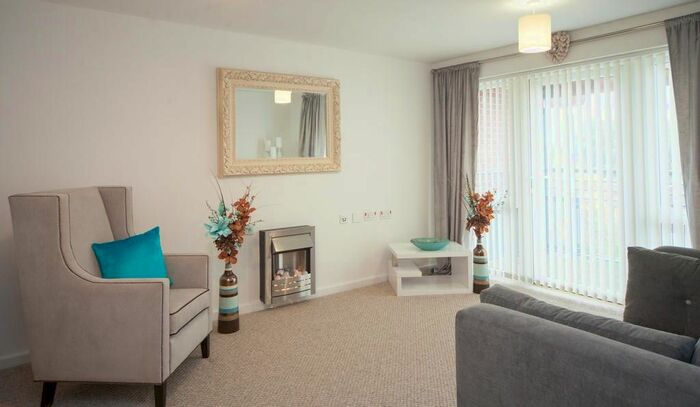 2 Bedroom Flat For Sale In Hambleton Way, Winsford, CW7