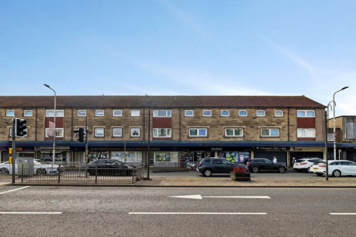 2 Bedroom Maisonette For Sale In Main Street, Barrhead, Glasgow, East Renfrewshire, G78