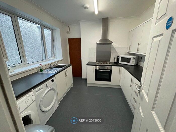 4 Bedroom Terraced House To Rent In Ty Mawr St, Swansea, SA1