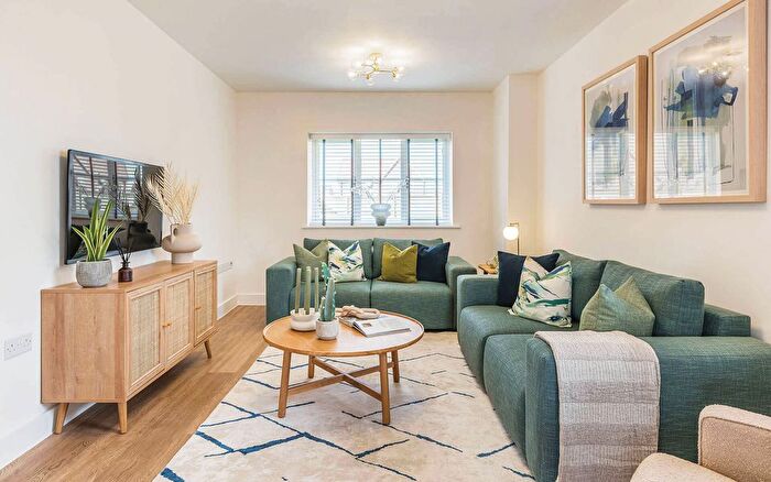 2 Bedroom Flat For Sale In Bullockstone Road, Herne Bay, CT6