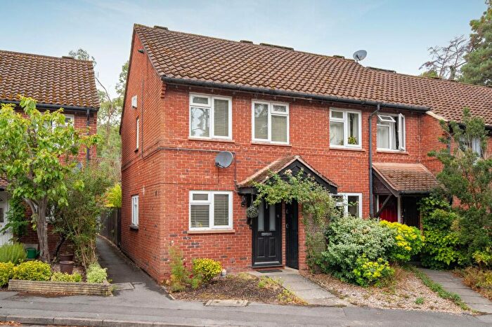 2 Bedroom End Of Terrace House For Sale In Porchester, Ascot, SL5