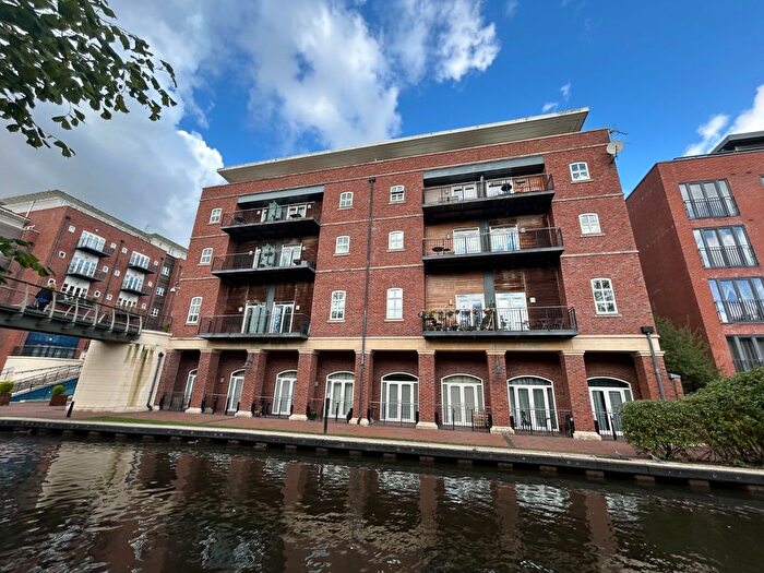 2 Bedroom Flat To Rent In Waters Edge, Waterside, Shirley, Solihull, B90