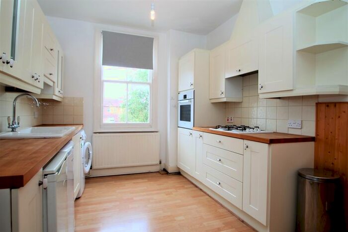 2 Bedroom Maisonette To Rent In Warrington Road, Harrow-On-The-Hill, Harrow, HA1