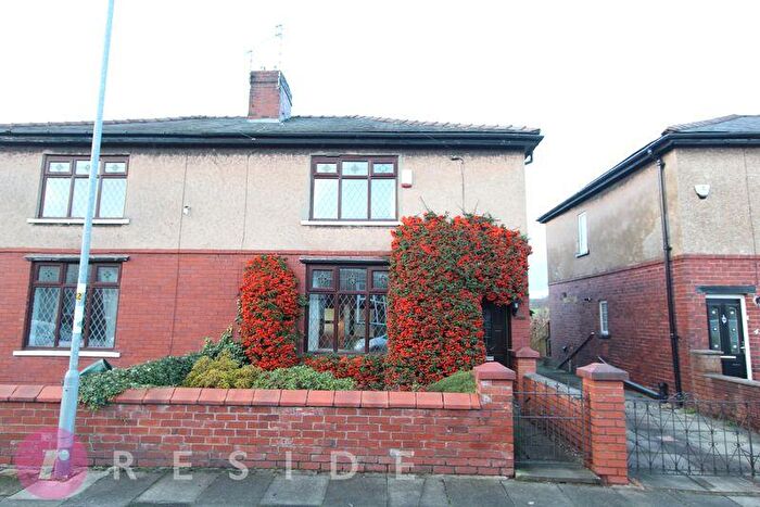 3 Bedroom Semi Detached House For Sale In Woodland Road, Heywood, OL10
