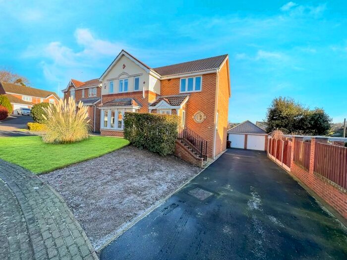 4 Bedroom Detached House For Sale In Valley Gardens, Darrington, Pontefract, WF8