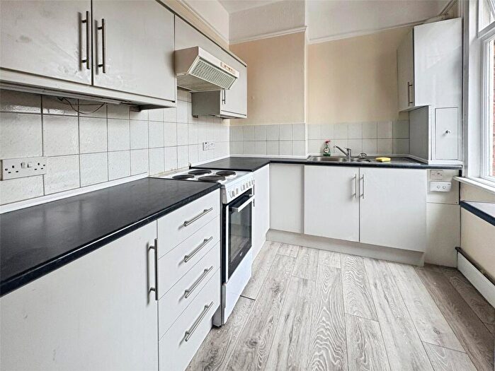 3 Bedroom Flat To Rent In North Lodge Terrace, Darlington, DL3