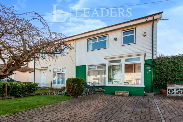 3 Bedroom Semi-Detached House To Rent In Paget Road, CB2