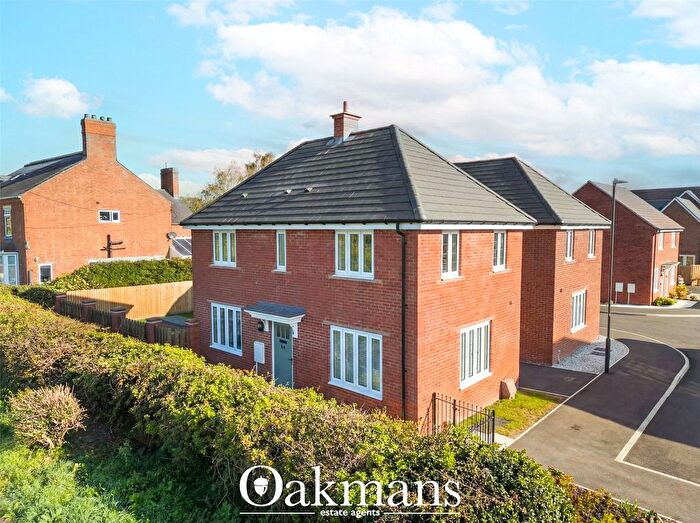 3 Bedroom Detached House For Sale In Norris Close, Alcester, Warwickshire, B49