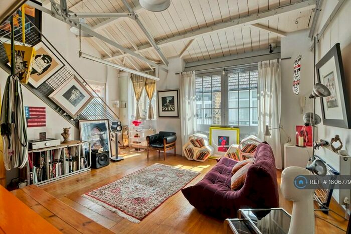 2 Bedroom Flat To Rent In Islington, London, N4