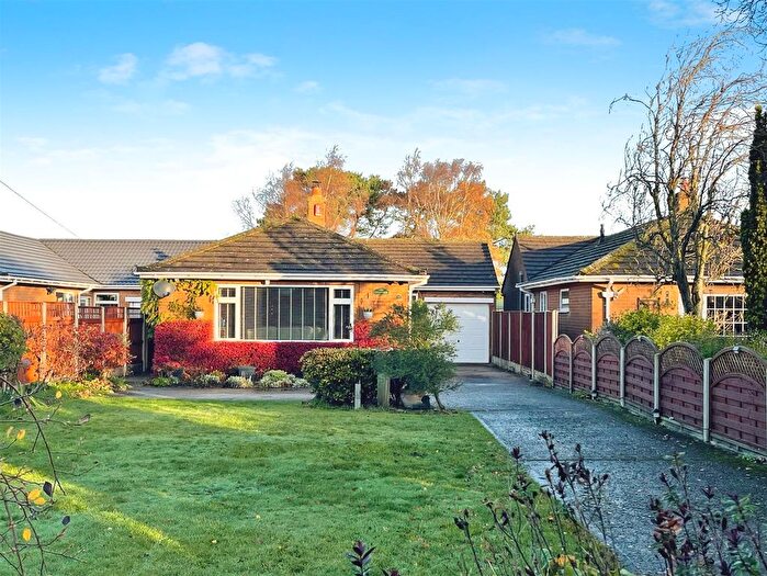 3 Bedroom Detached Bungalow For Sale In Southwell Road West, Mansfield, NG18