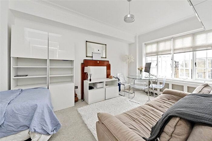 Studio To Rent In Devonshire Street, Marylebone, London, W1G