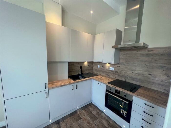 2 Bedroom Apartment To Rent In New Street, Burton-On-Trent, DE14