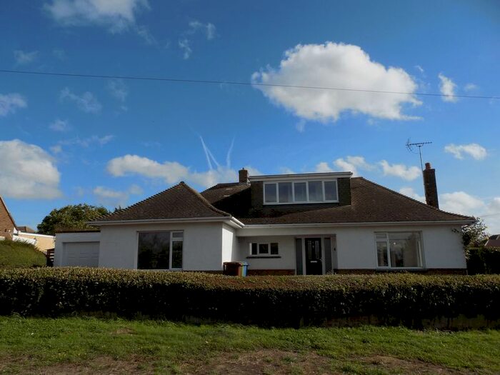 3 Bedroom Detached Bungalow To Rent In Uplands Way, Minster On Sea, Sheerness, ME12