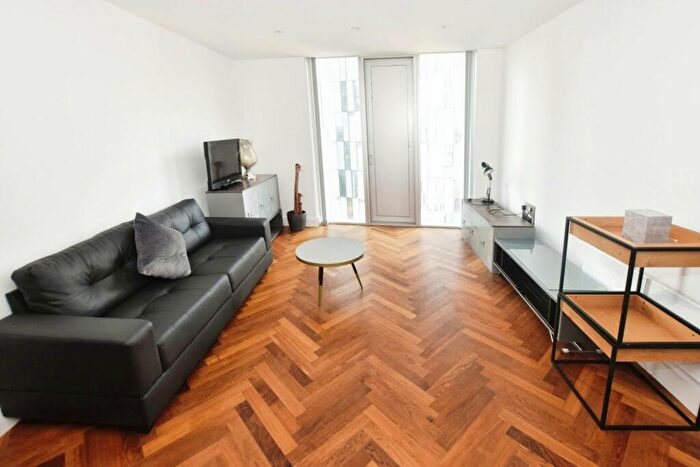 2 Bedroom Flat To Rent In South Tower, Deansgate Square, Owen Street, Manchester, M15
