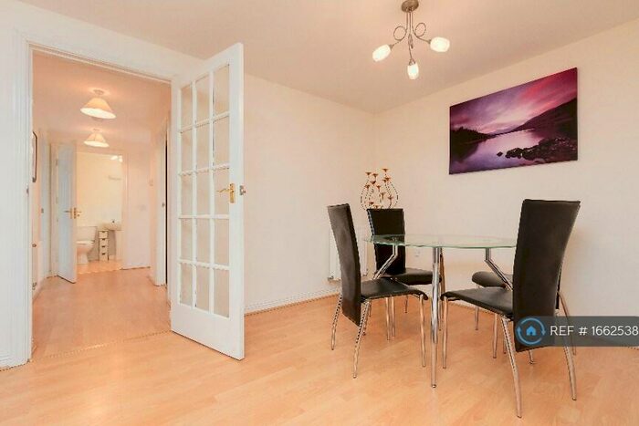 2 Bedroom Flat To Rent In South Terrace Court, Stoke On Trent, ST4