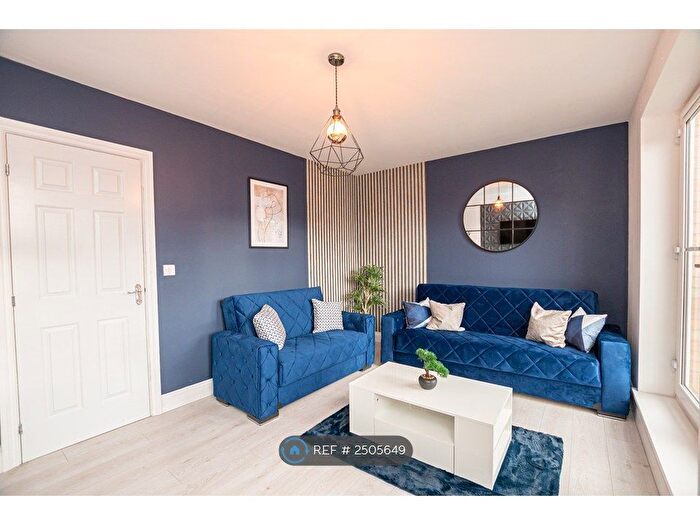 4 Bedroom Semi-Detached House To Rent In Deansleigh, Lincoln, LN1