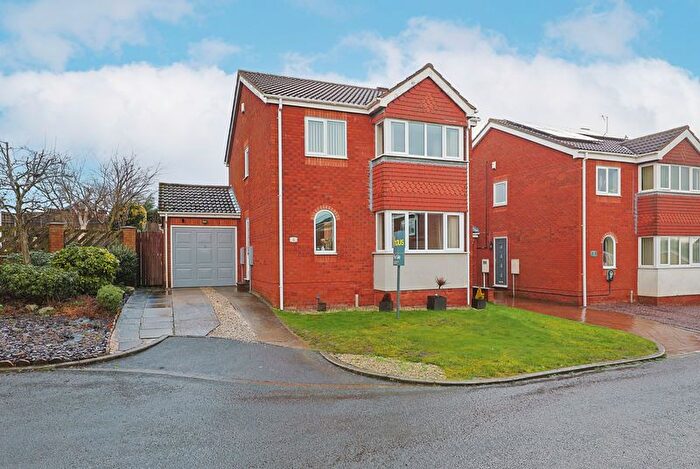 4 Bedroom Detached House For Sale In Meadow Rise, Chesterfield, S42